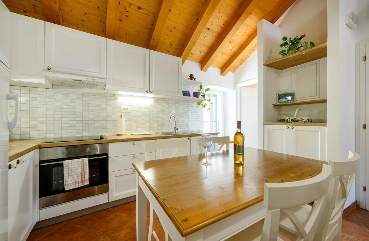 Apartments Festum Шибеник Экстерьер фото