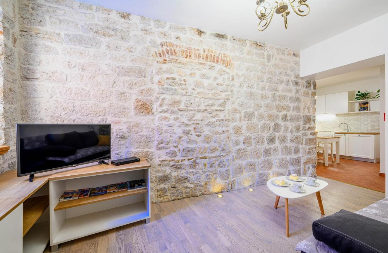 Apartments Festum Шибеник Экстерьер фото